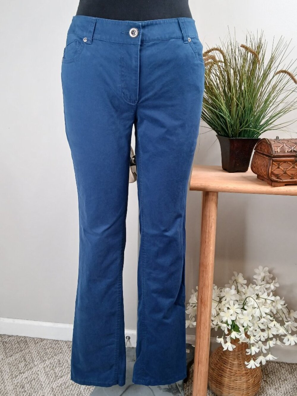 Chico’s Women’s Pants Size 0.5 (6) – Soft Brushed Cotton Stretch